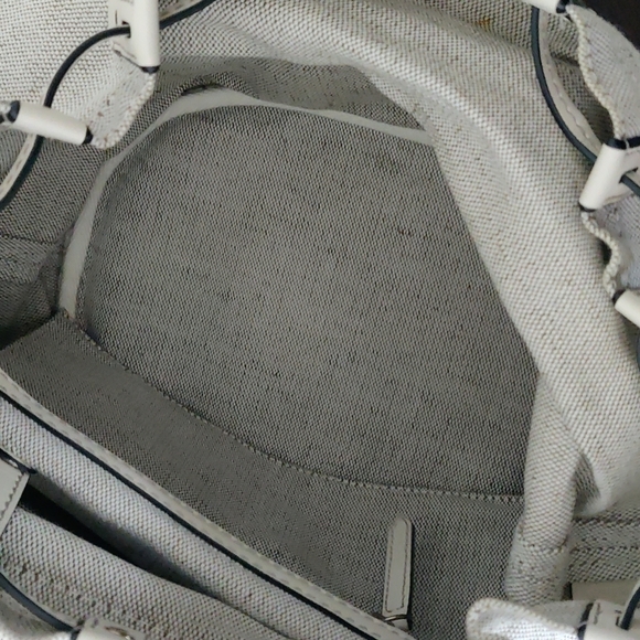 Burberry white Canvas jute and bottom leather Crossbody Bag - Picture 12 of 16